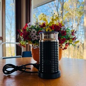 Nespresso Aeroccino Milk Frother Black Electric Automatic Model 3594